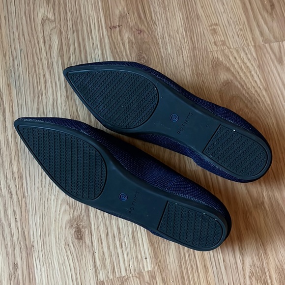 Rothy’s the Point in Navy - Picture 2 of 4